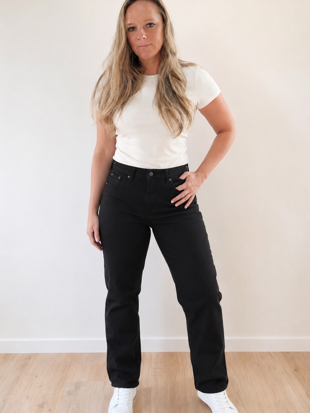 NWT Levi’s Middy Straight Black Jeans Women’s Size 33x30
